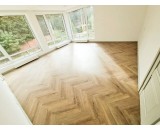 Ламинат CBM Koruna 820 Дуб Брно 33-класс, фаска-4V, елочкой, 606x101x12мм