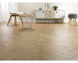 Ламинат Homflor Herringbone 535 Praline / Cajun Oak 33-класс, без фаски, влагостойкий тиснение в регистр, елочкой, 644x143x12мм
