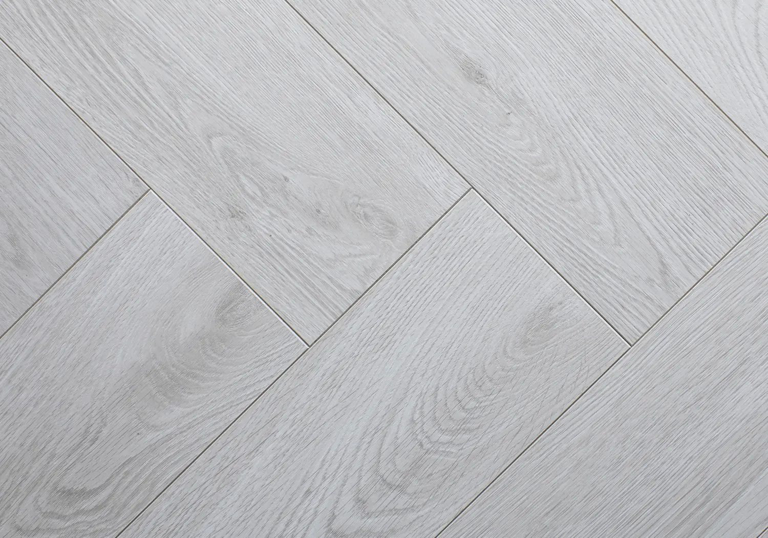 Ламинат Alsaflooring Herringbone 521 Chene aida 33-класс, фаска-4V, елочкой, 644x143x8мм