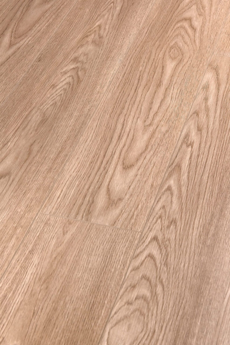 Ламинат Winlerk 33 класс коллекция Comfort C902 Oak Hofen толщина 12 мм Ламинат Winlerk 33 класс коллекция Comfort C902 Oak Hofen толщина 12 мм